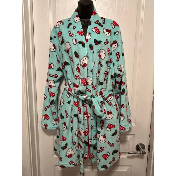 Hello Kitty plus size 1 X Christmas bathrobe - Picture 1 of 2